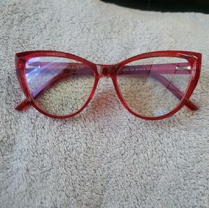 Vibrant Red Cat-Eye Glasses with Glossy Finish